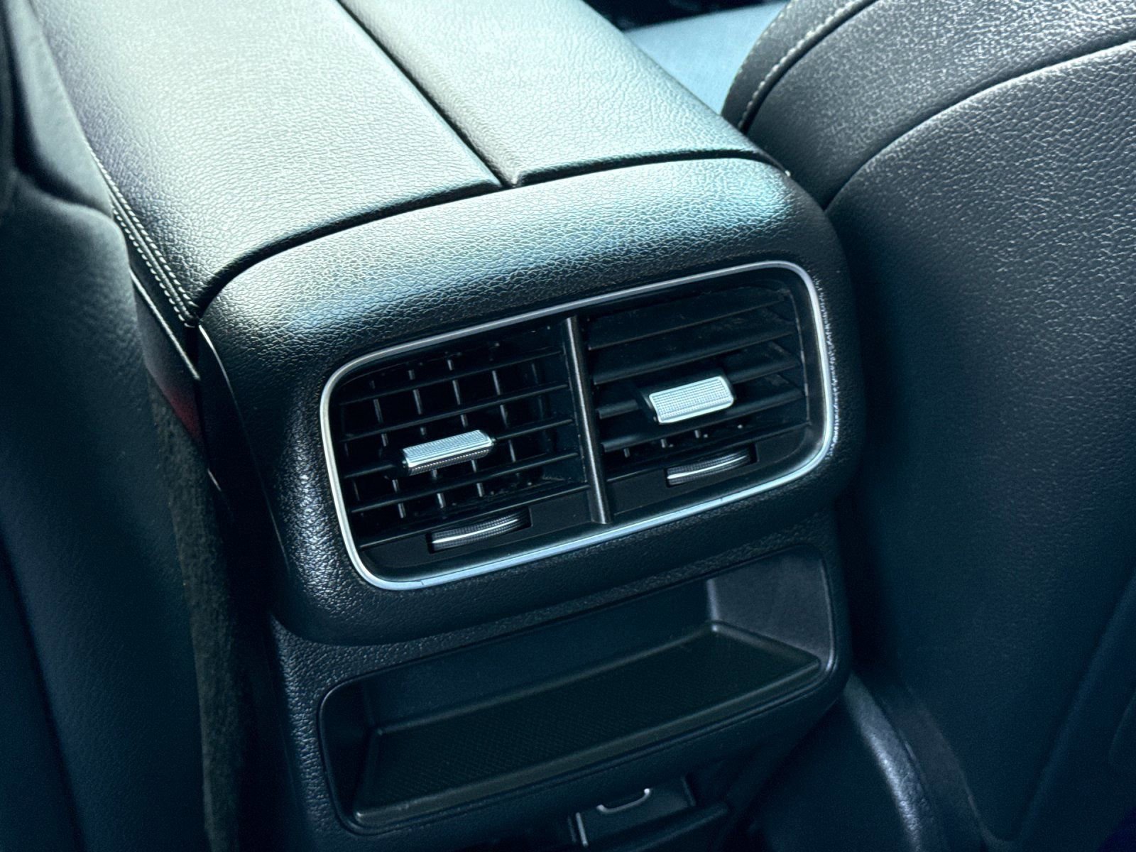 Used 2022 Mercedes-Benz GLE 350 4MATIC image 13