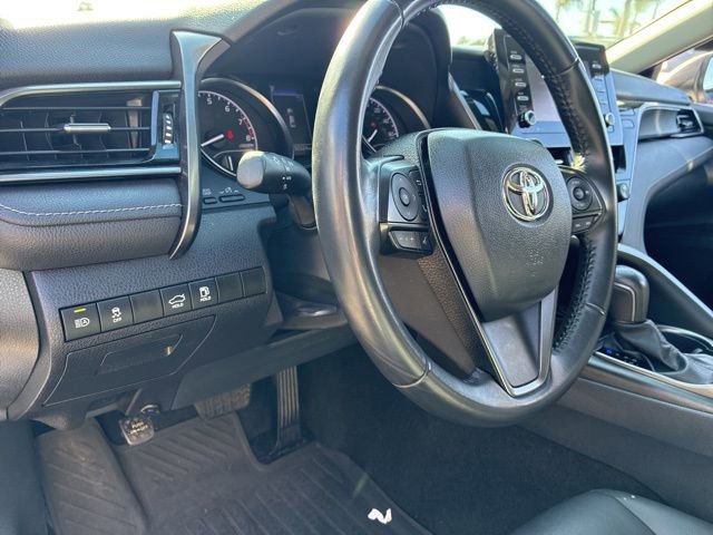 Used 2023 Toyota Camry SE FWD image 6