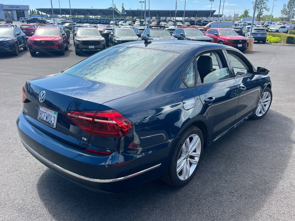 Used 2019 Volkswagen Passat 2.0T Wolfsburg w/ Wheels & Sunroof Package image 6