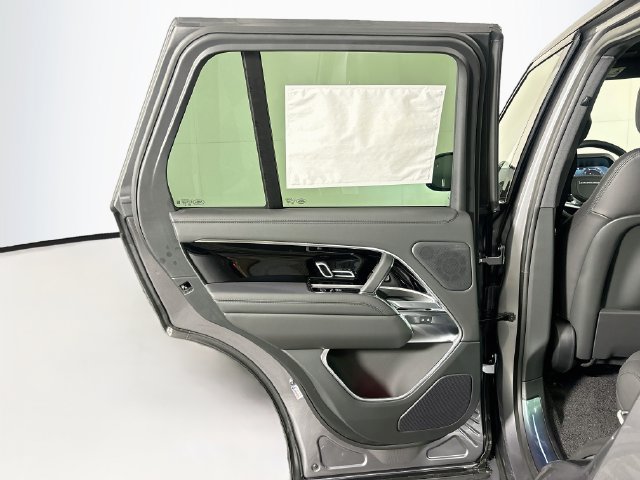 New 2027 Land Rover Range Rover SE AWD/4WD image 14