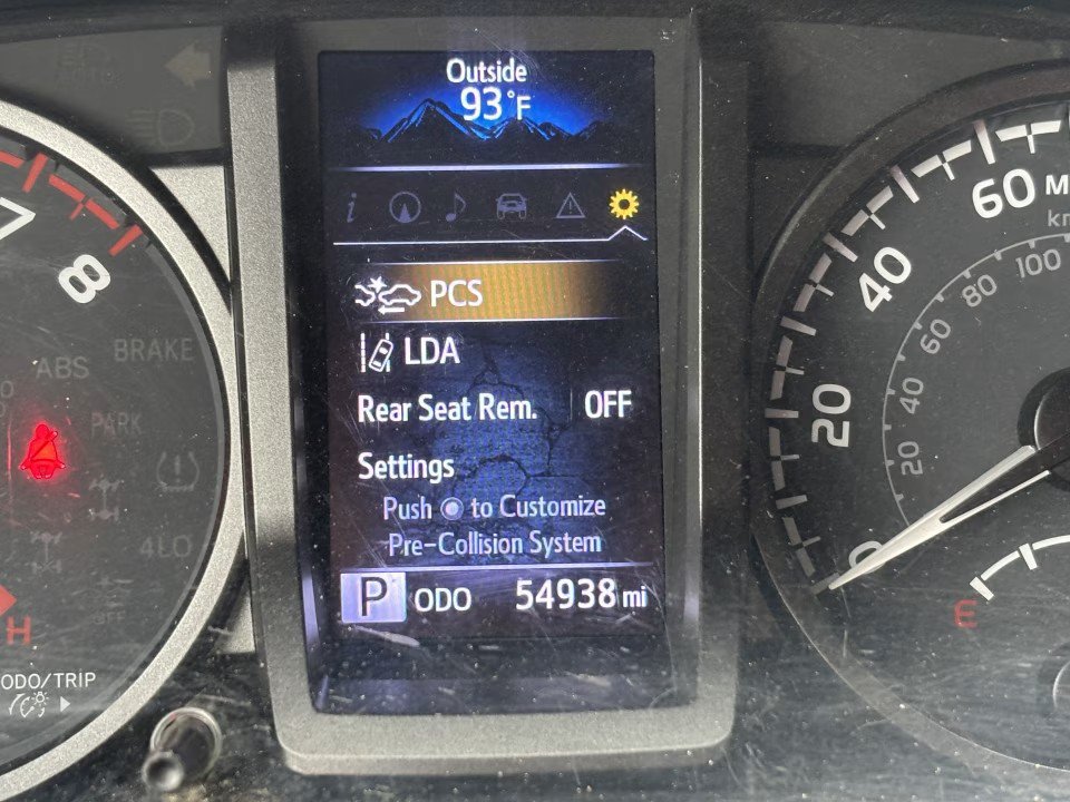 Used 2023 Toyota Tacoma TRD Off-Road w/ TRD Premium Off Road Package AWD/4WD image 22