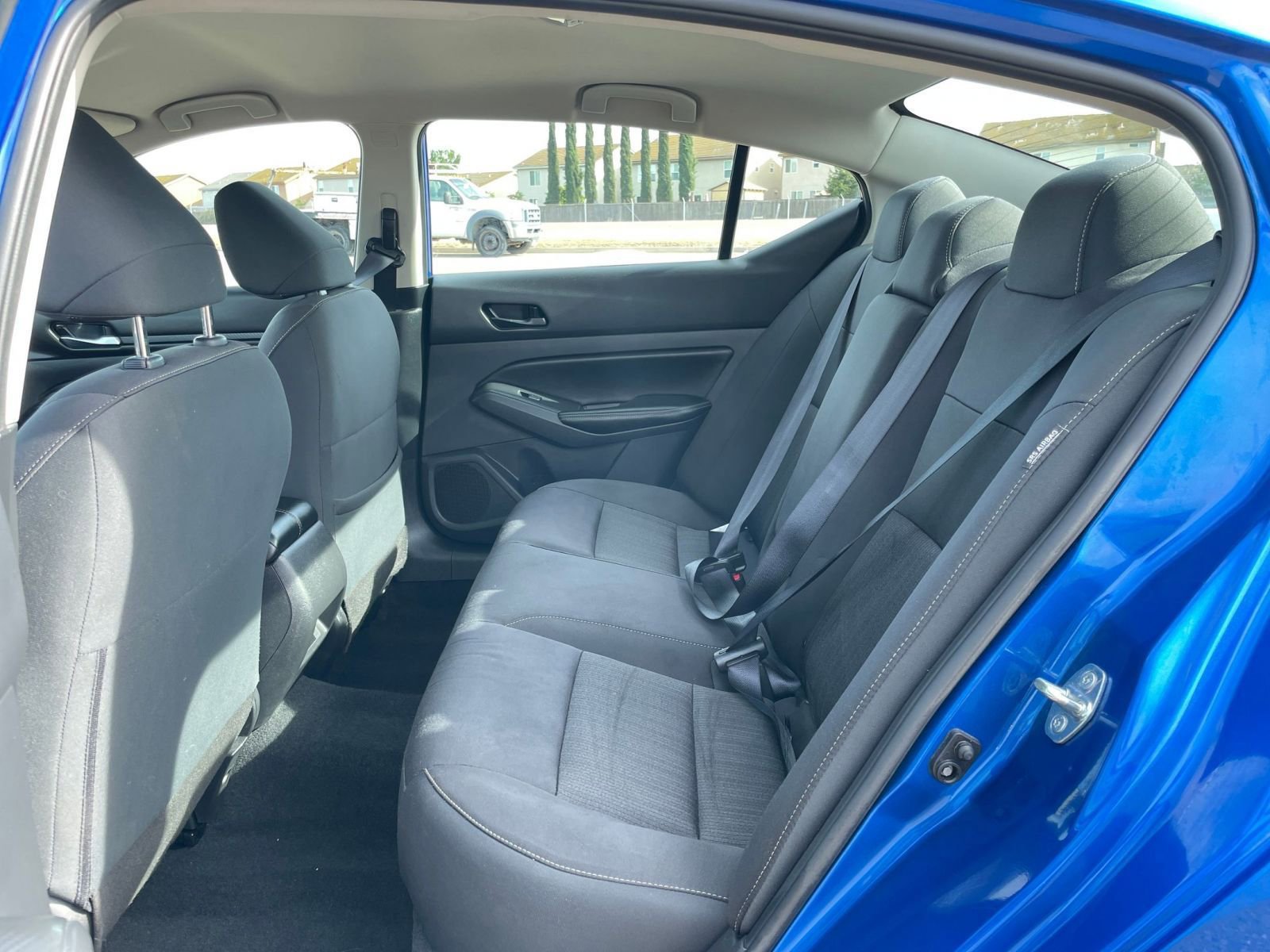Used 2025 Nissan Altima 2.5 SV FWD image 27