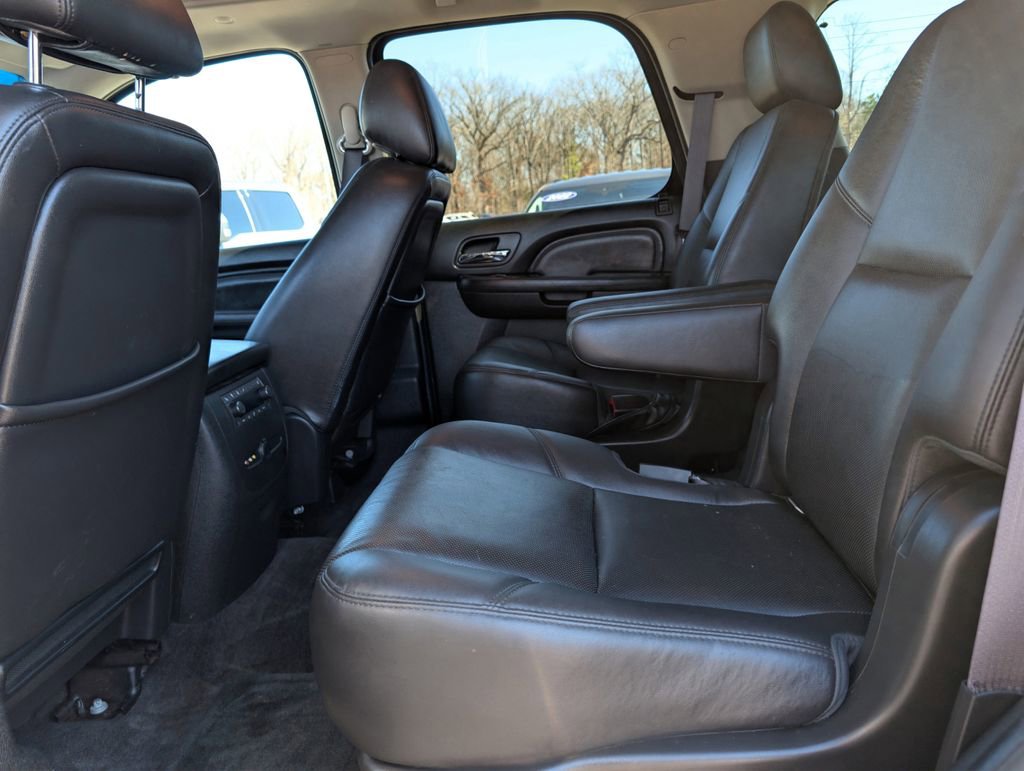 Used 2014 GMC Yukon Denali image 24