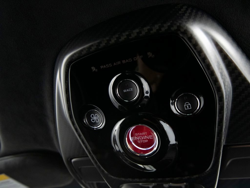 Used 2019 McLaren Senna image 55
