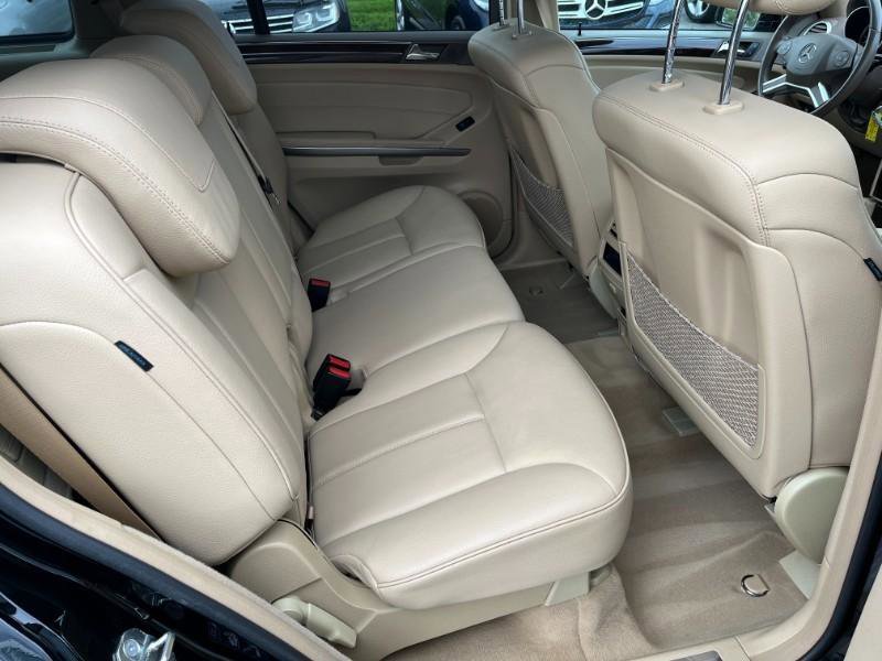 Used 2011 Mercedes-Benz GL 450 4MATIC image 19