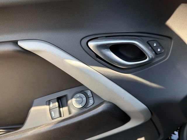 Used 2022 Chevrolet Camaro LT RWD image 12