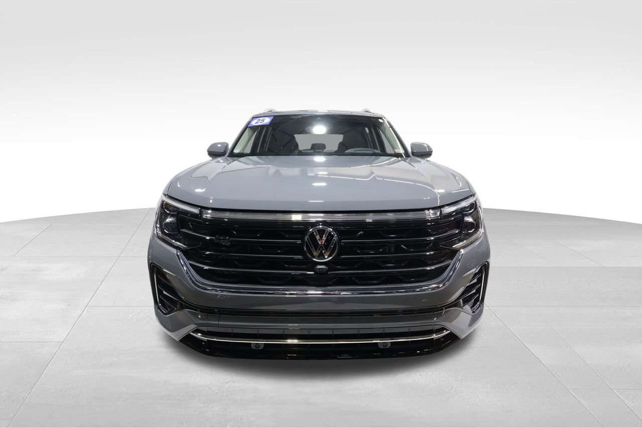Used 2025 Volkswagen Atlas SEL Premium R-Line image 7