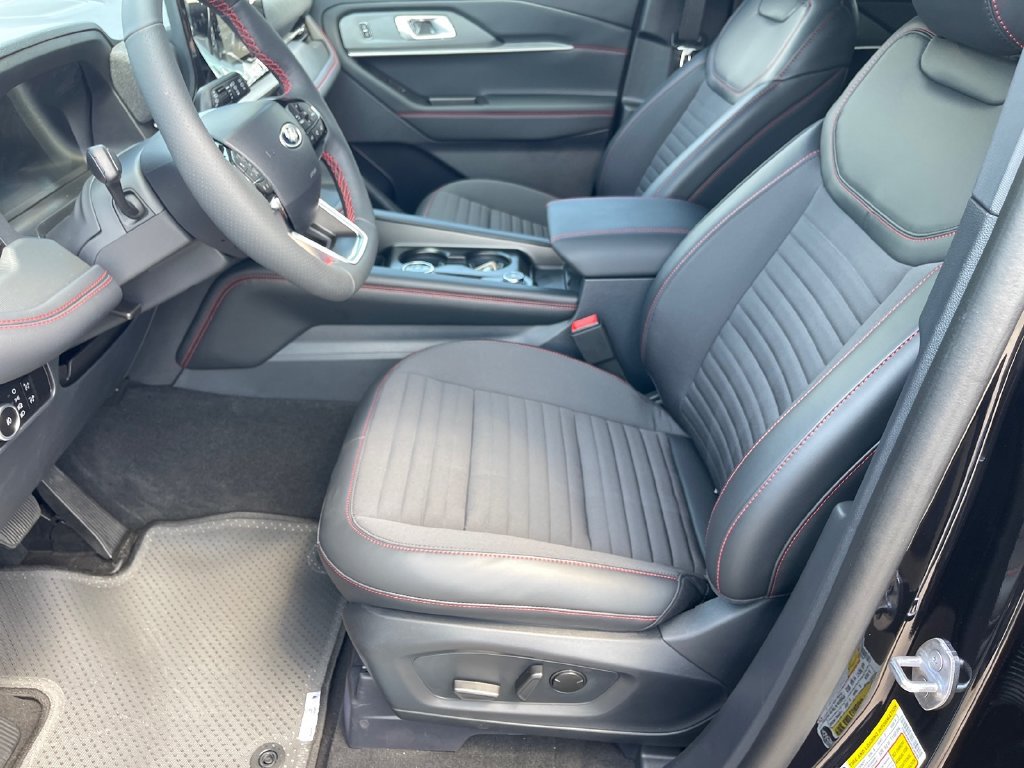 New 2026 Ford Explorer ST-Line AWD/4WD image 7