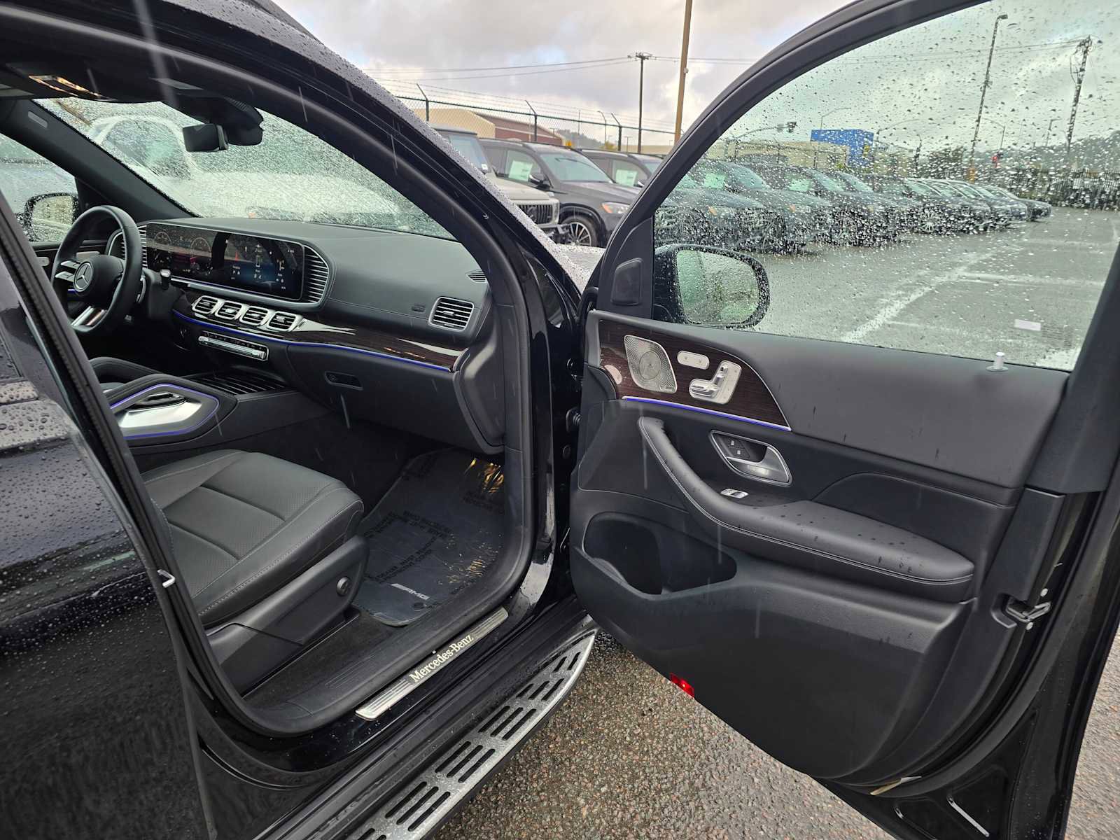 Used 2026 Mercedes-Benz GLS 450 4MATIC image 12