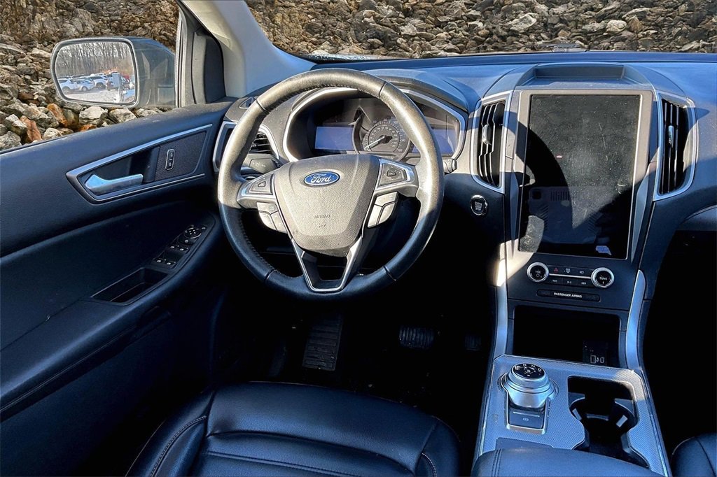 Used 2021 Ford Edge SEL image 5