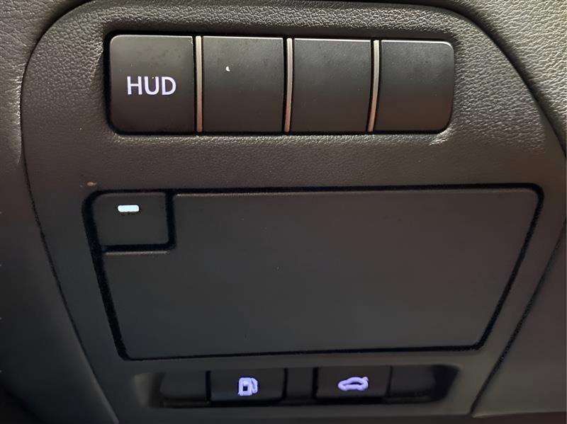Used 2019 Lexus LS 500 F Sport w/ Accessory Package (Z1) AWD/4WD image 23