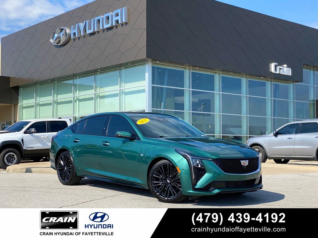 Used 2025 Cadillac CT5 Sport image 1