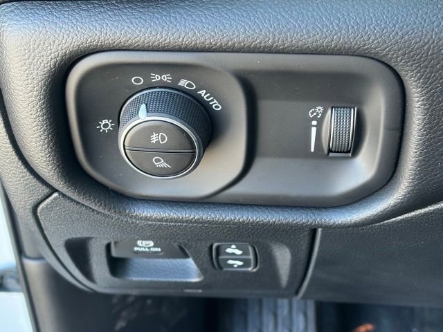 New 2026 RAM 1500 Big Horn w/ Night Edition image 24