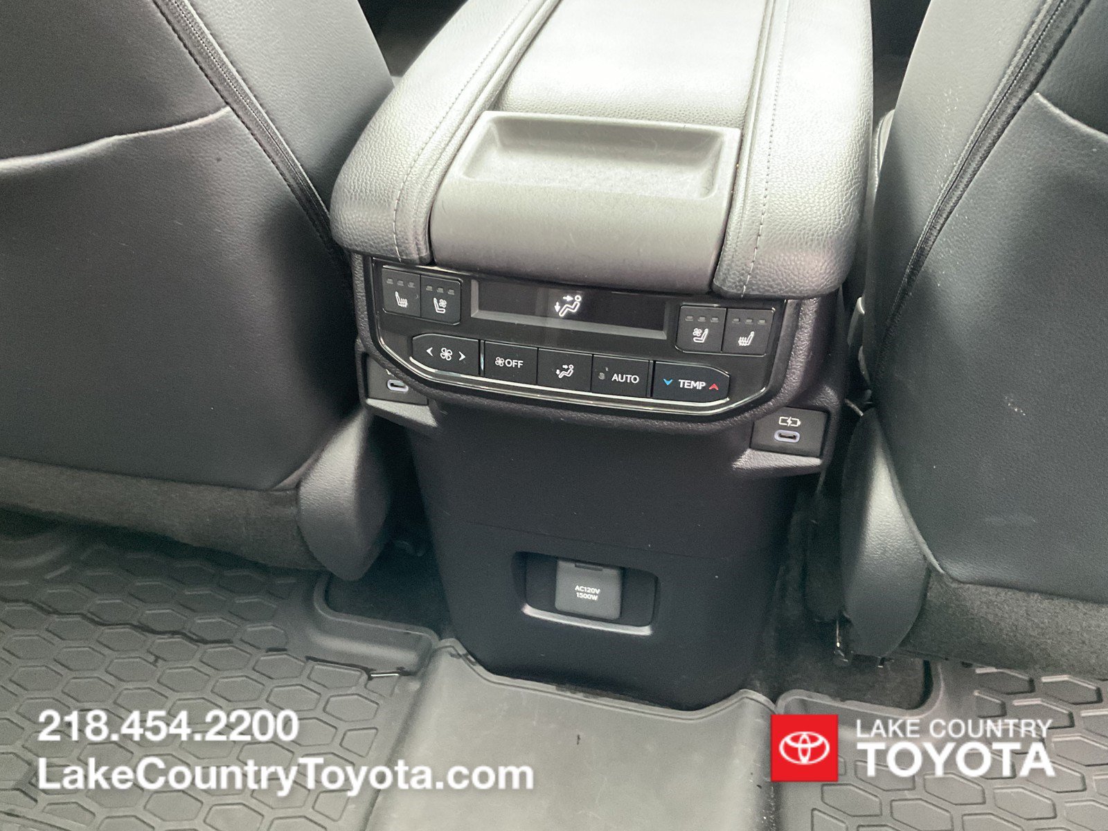 Used 2025 Toyota Grand Highlander AWD Hybrid image 20