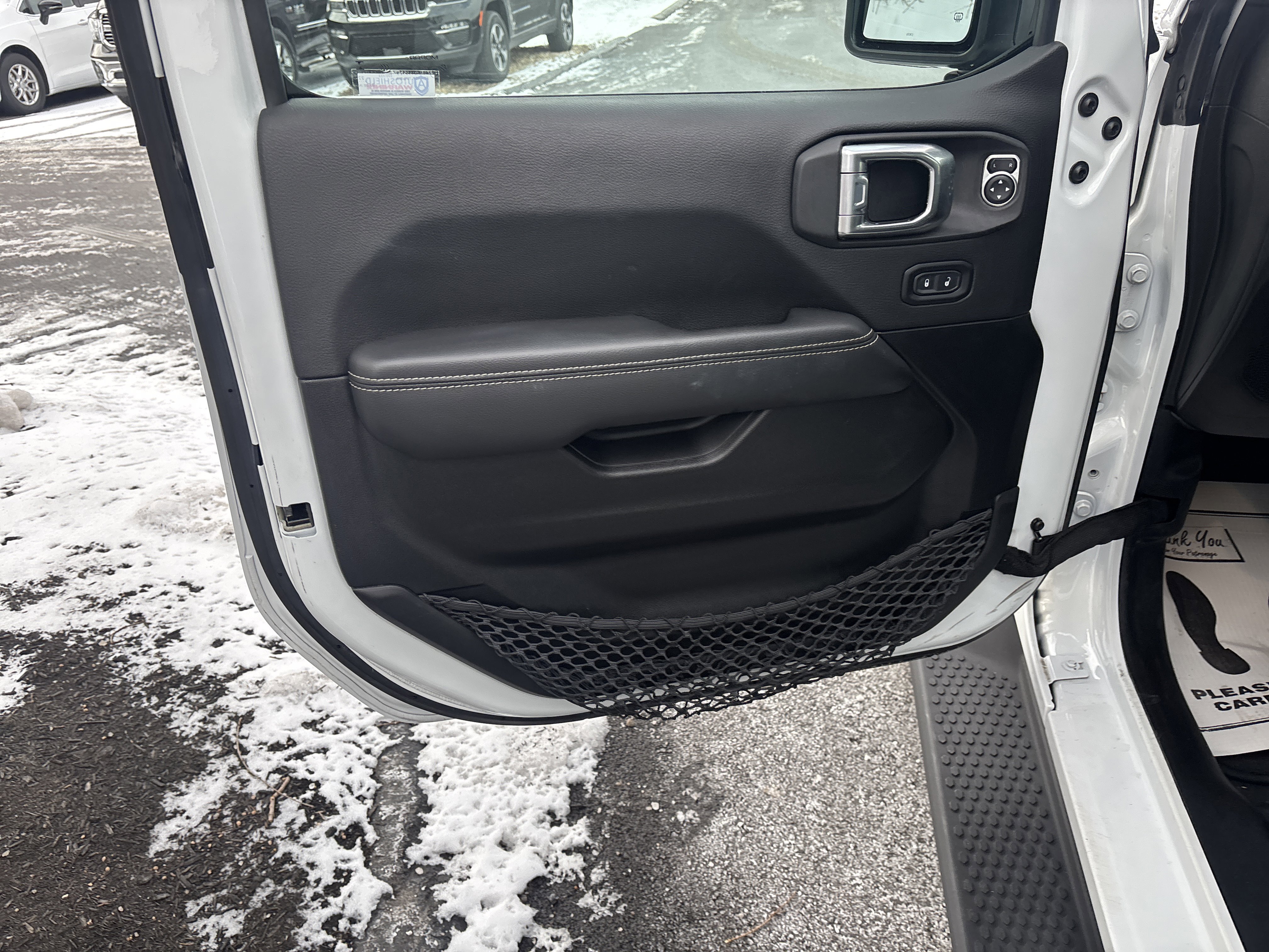 Used 2023 Jeep Wrangler Sahara w/ Cold Weather Group image 15