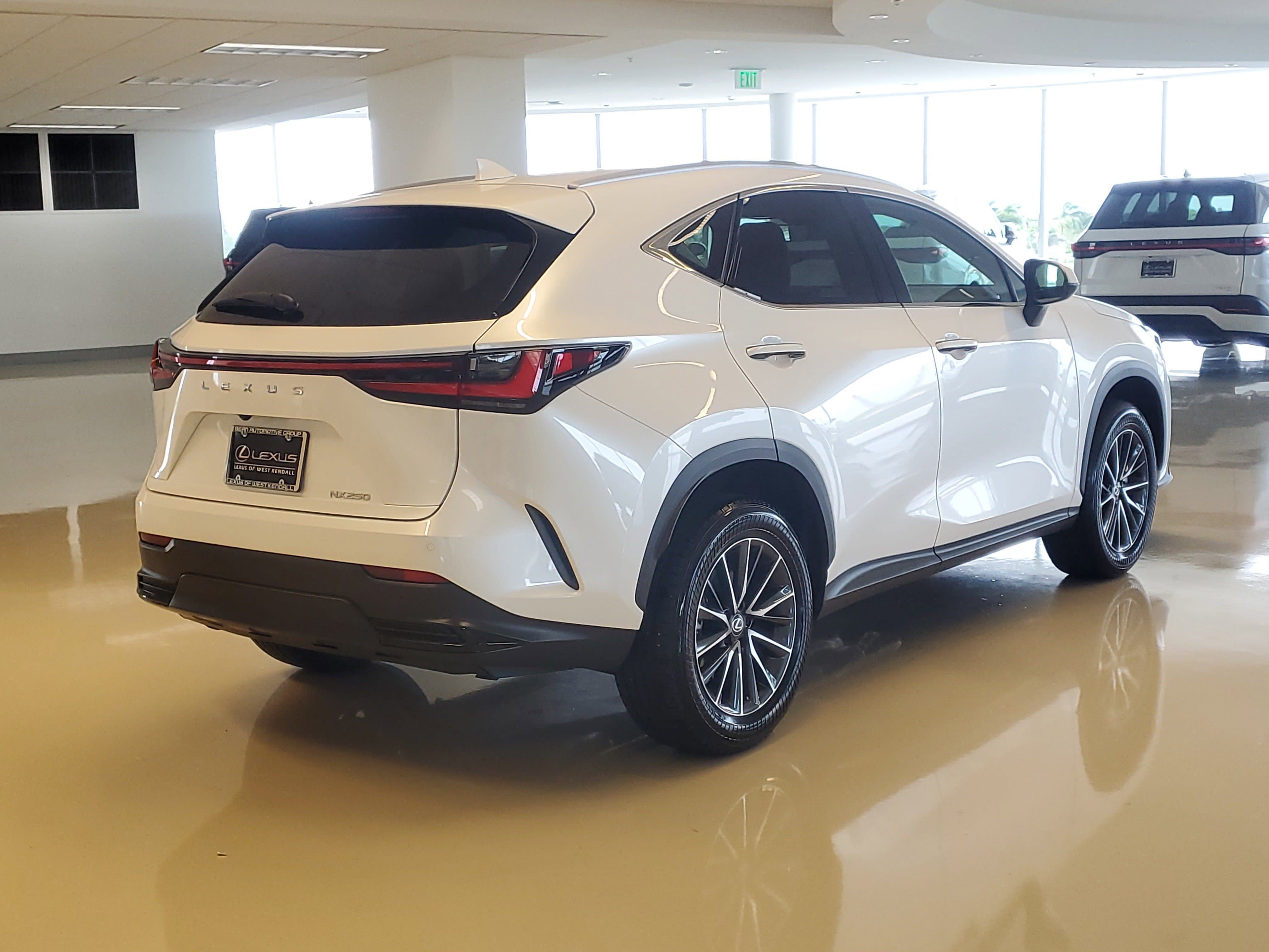 Used 2025 Lexus NX 250 FWD w/ Accessory Package (Z1) image 10