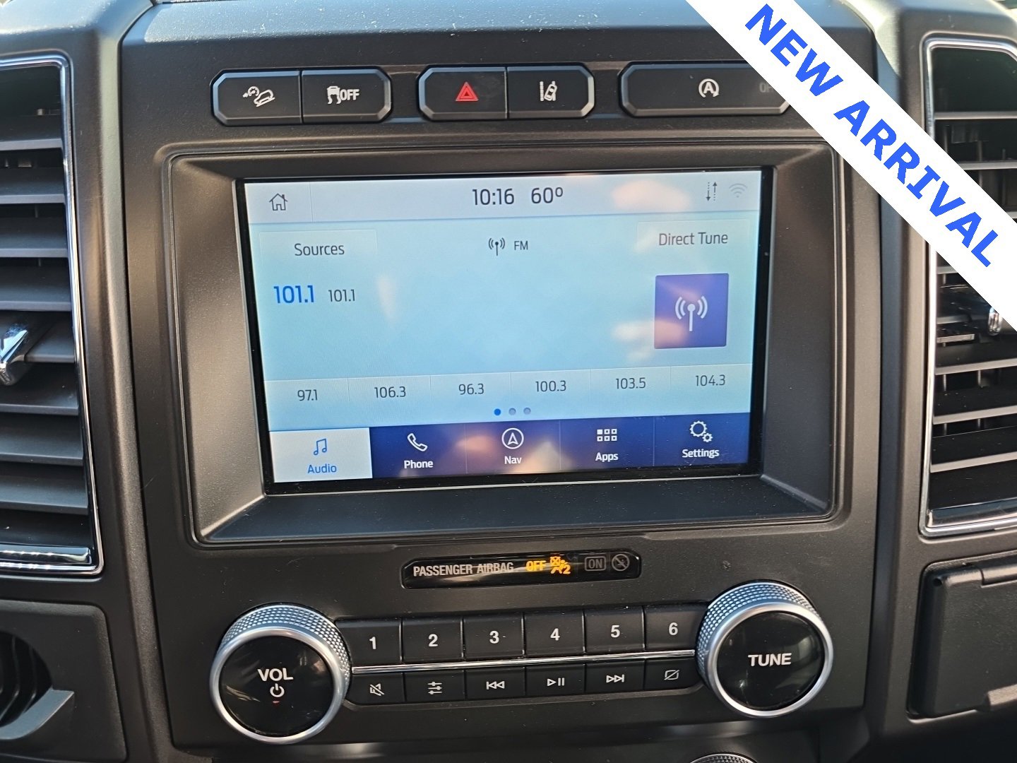 Used 2021 Ford Expedition Max Limited image 17