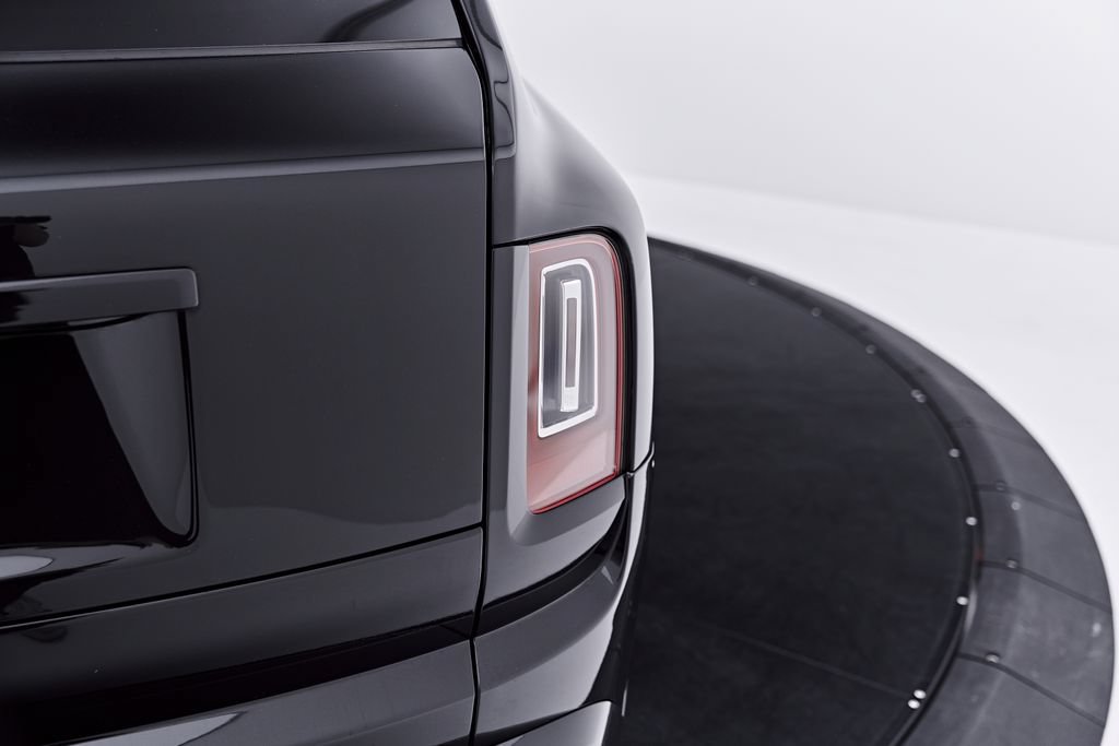 Used 2020 Rolls-Royce Cullinan AWD/4WD image 28