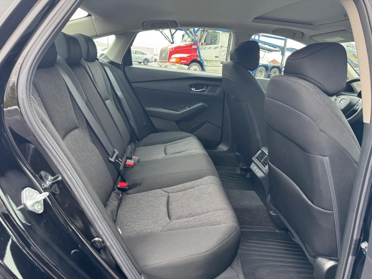 Certified 2025 Honda Accord SE image 12