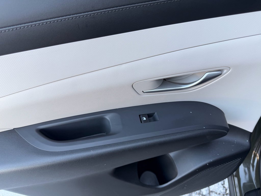 New 2025 Hyundai Tucson SEL image 19