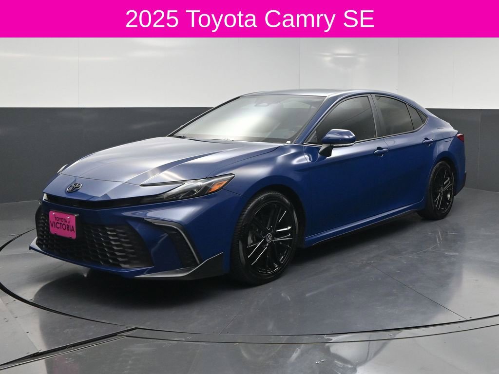 Used 2025 Toyota Camry SE w/ Convenience Package FWD image 2