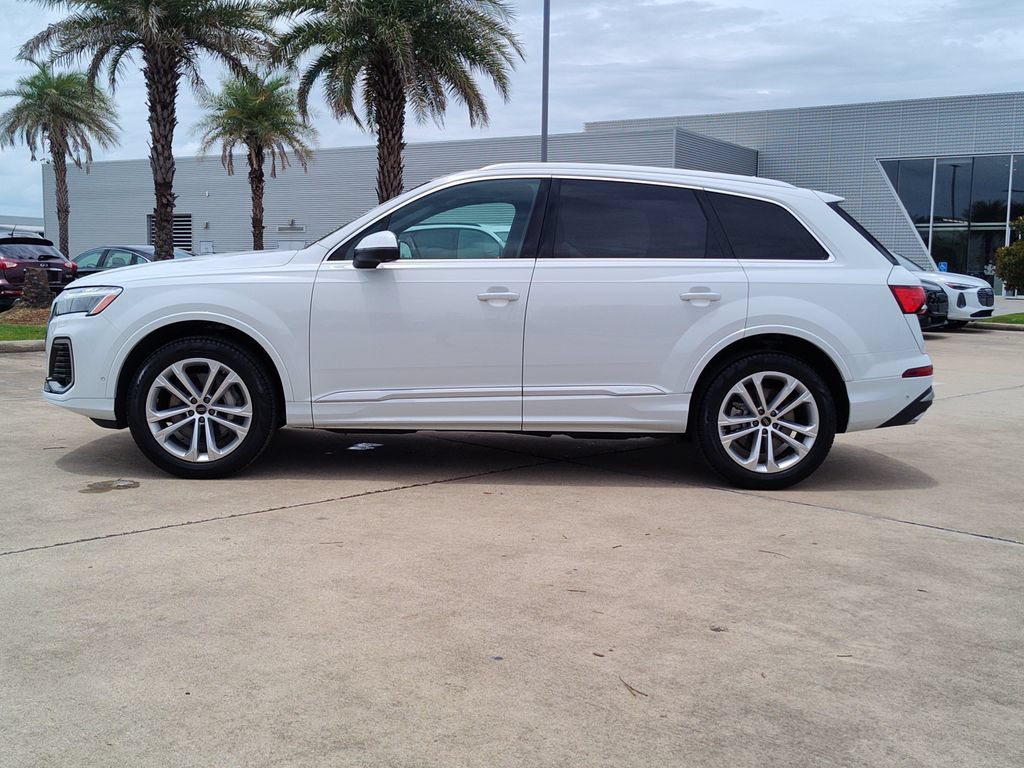 Used 2025 Audi Q7 2.0T Premium w/ Convenience Package AWD/4WD image 4