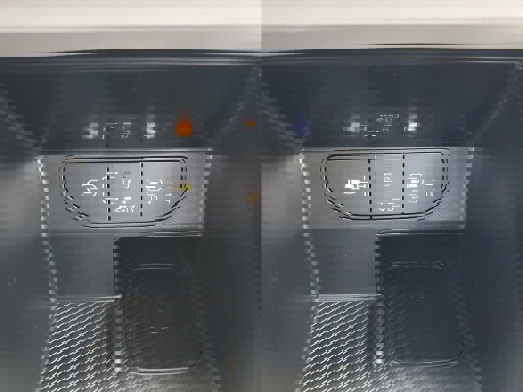 New 2026 Kia Sorento S w/ S Panoramic Sunroof Package image 41