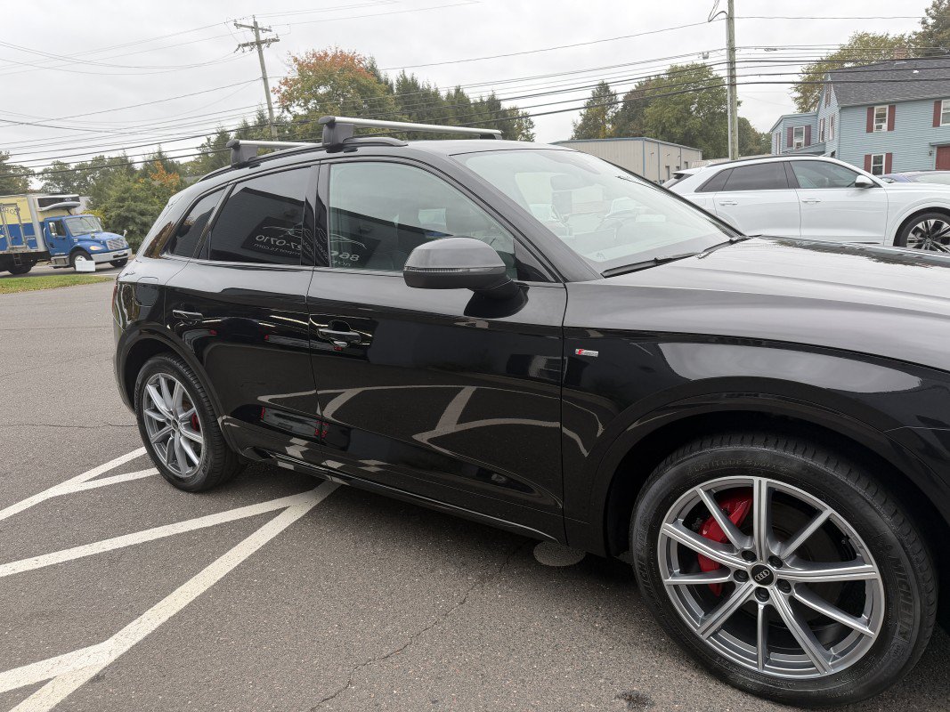 Used 2024 Audi Q5 e Premium Plus w/ Premium Plus Package AWD/4WD image 6