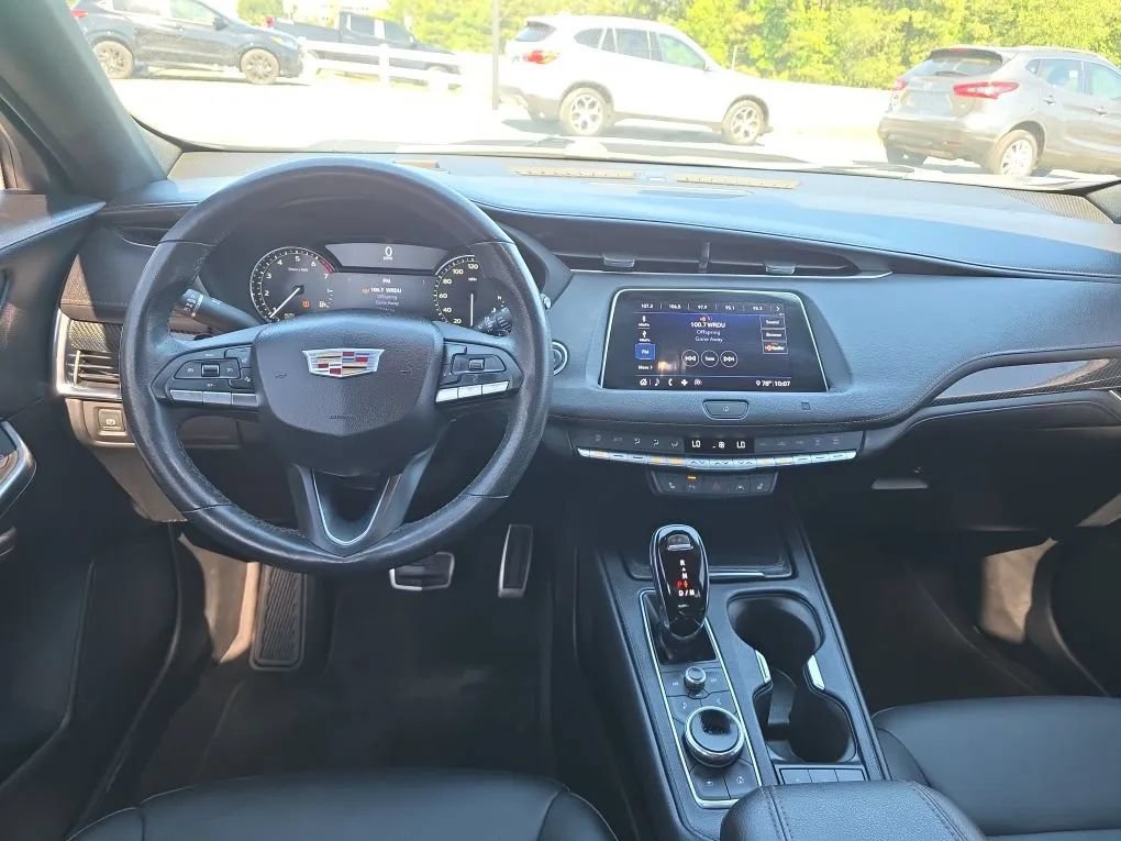 Used 2020 Cadillac XT4 Sport w/ Cold Weather Package AWD/4WD image 15