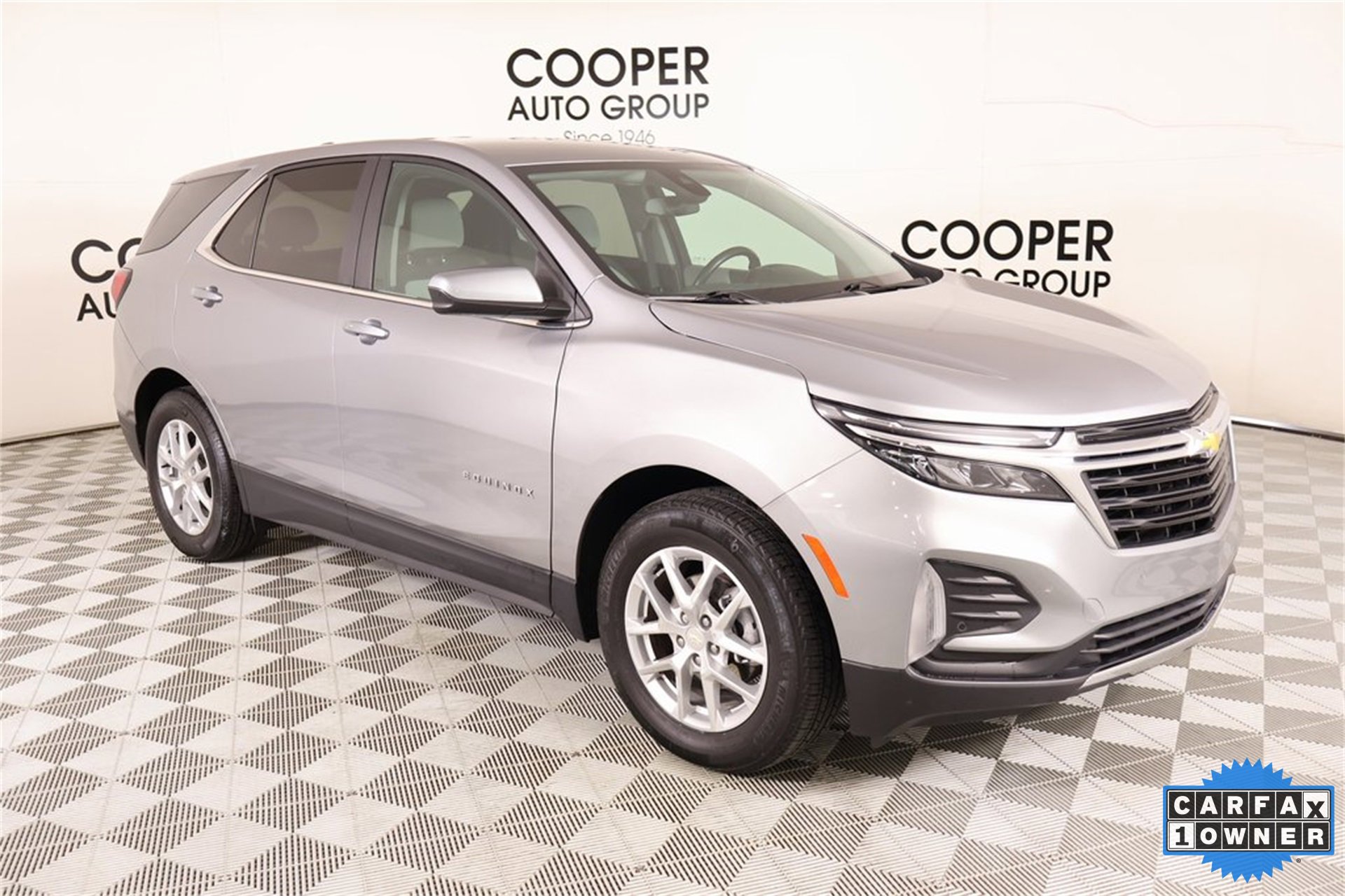 Used 2024 Chevrolet Equinox LT image 1
