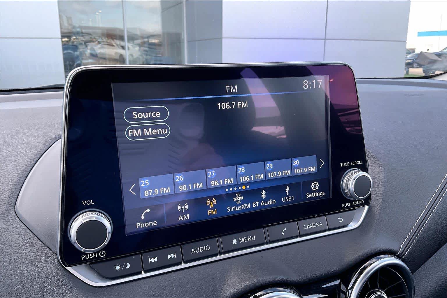 Used 2025 Nissan Sentra SV FWD image 30