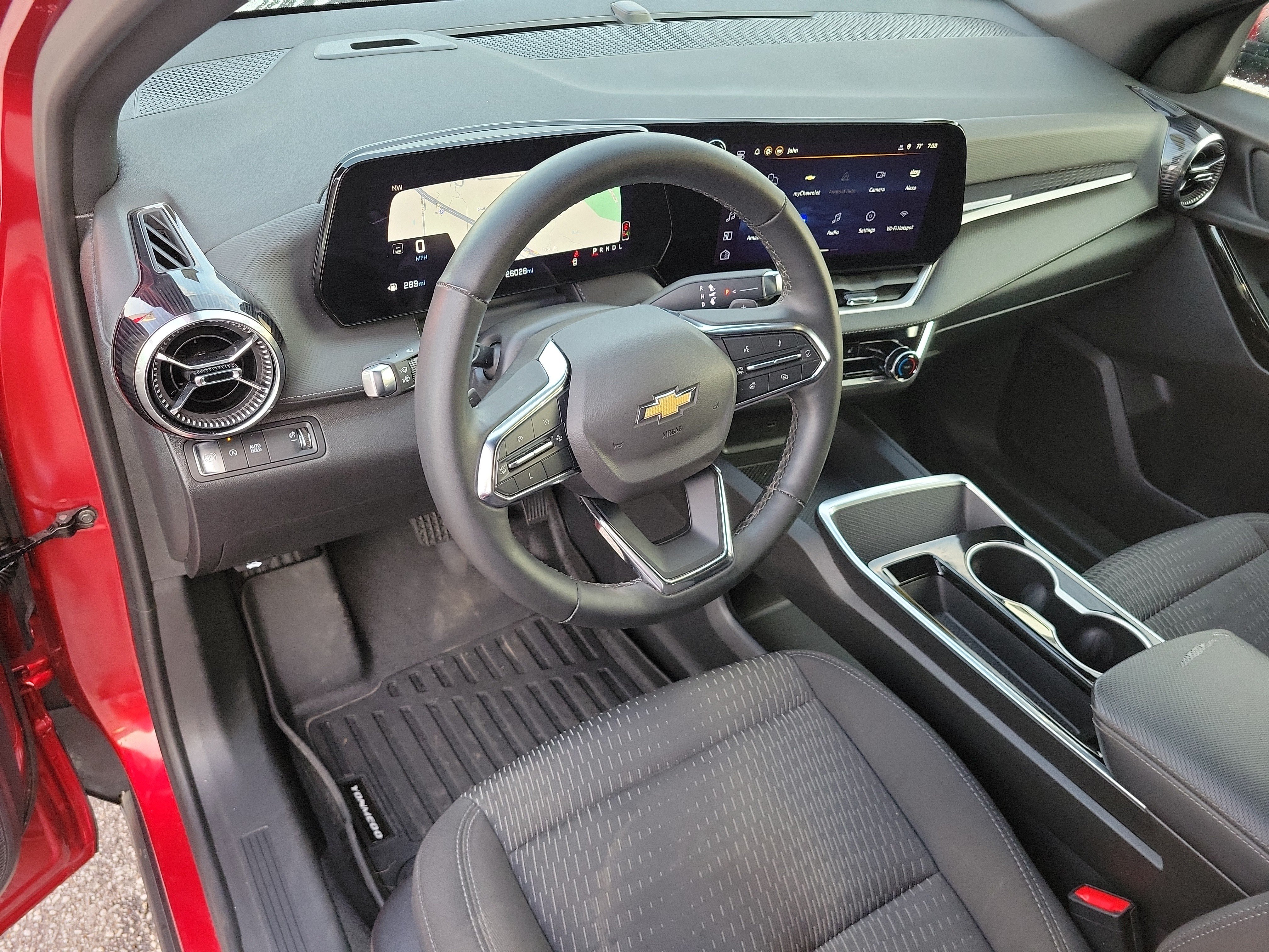 Used 2025 Chevrolet Equinox LT w/ Safety and Technology Package FWD image 8