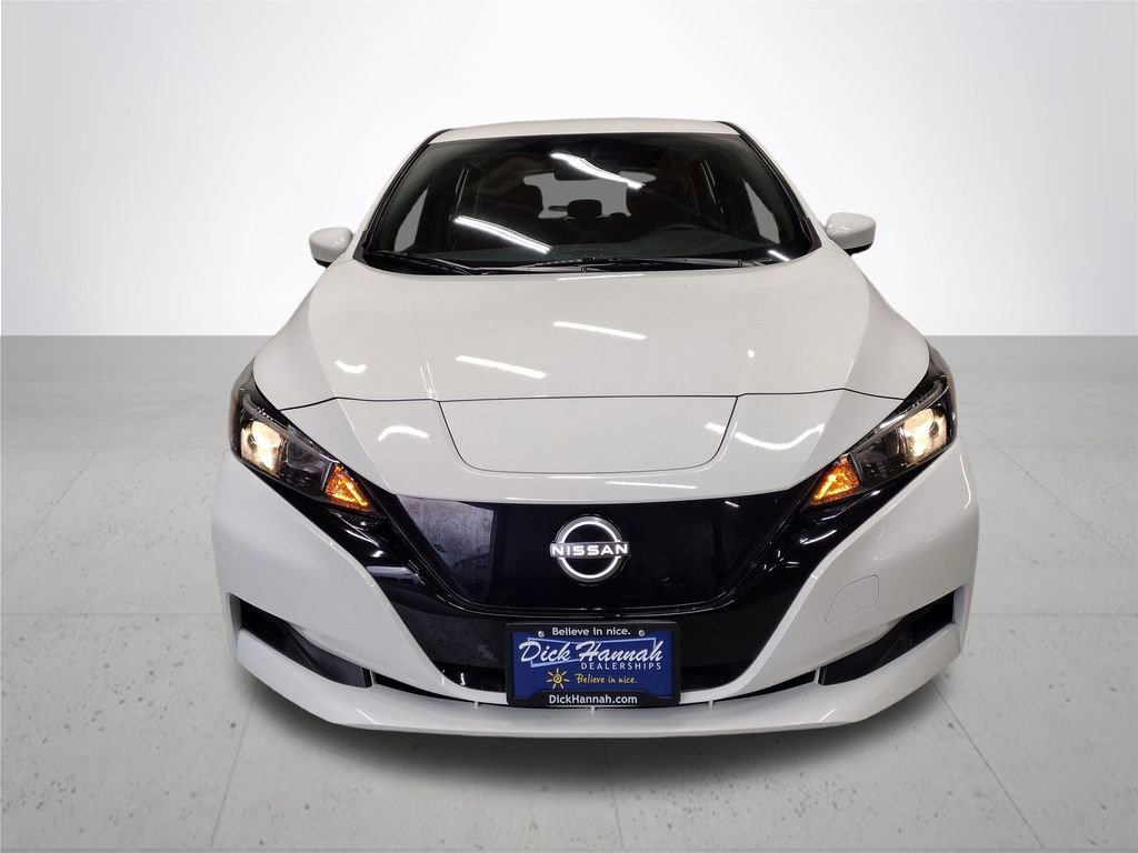 Used 2023 Nissan Leaf S image 3