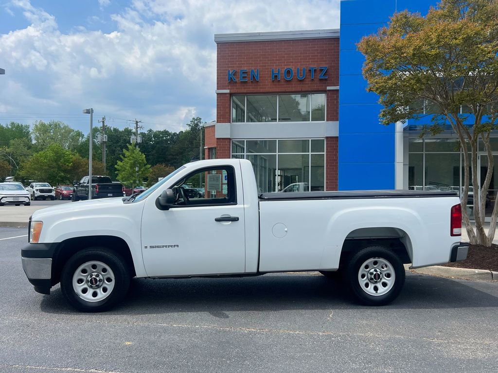 Used 2008 GMC Sierra 1500 W/T RWD image 2