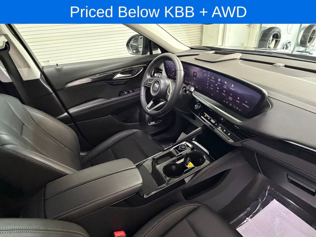 Used 2025 Buick Envision Preferred image 24