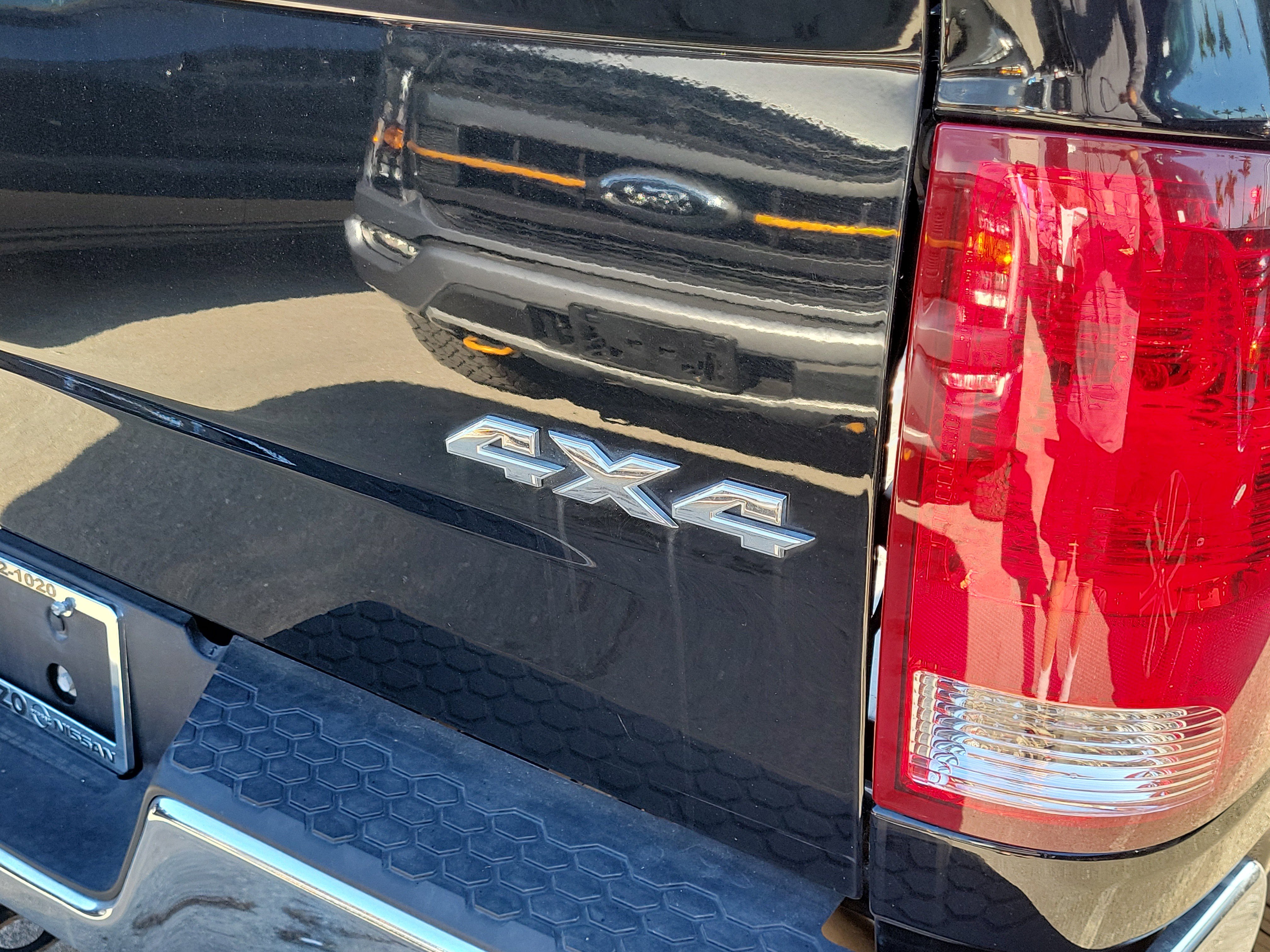 Used 2023 RAM 1500 Classic SLT w/ Trailer & Traction Group image 5