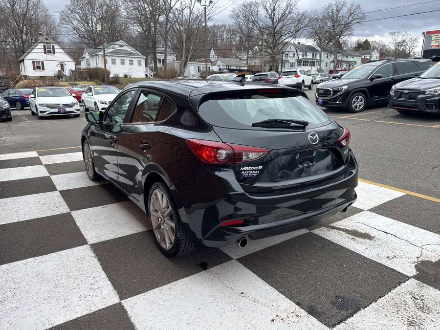 Used 2017 MAZDA MAZDA3 Grand Touring image 4