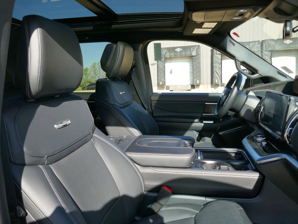 New 2026 Ford Expedition Max Platinum AWD/4WD image 10