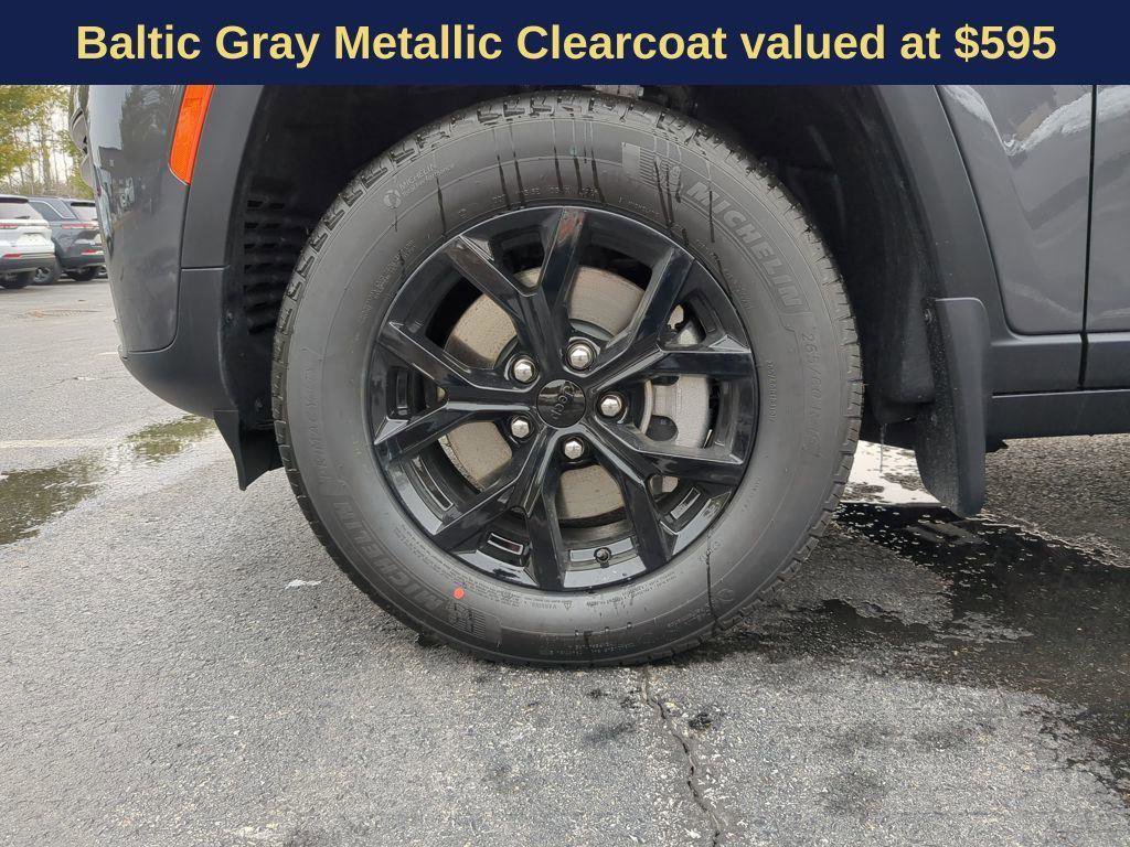 New 2025 Jeep Grand Cherokee L Laredo w/ Luxury Tech Group I image 3
