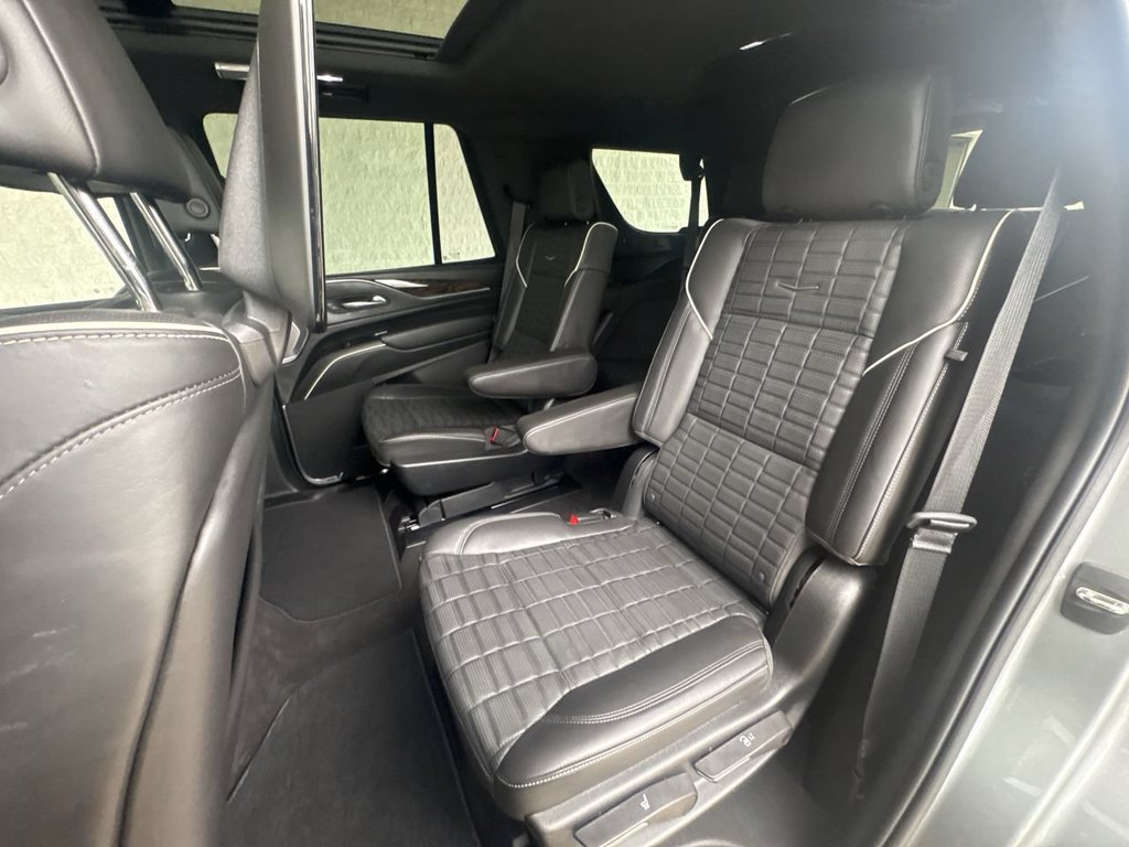 Certified 2023 Cadillac Escalade Premium Luxury Platinum AWD/4WD image 26
