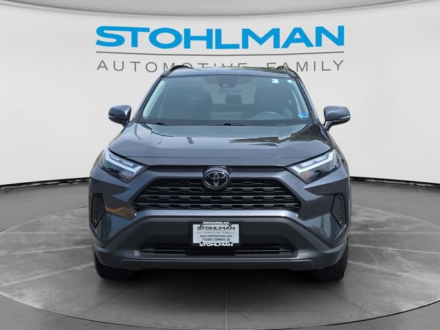 Used 2024 Toyota RAV4 XLE AWD/4WD image 2