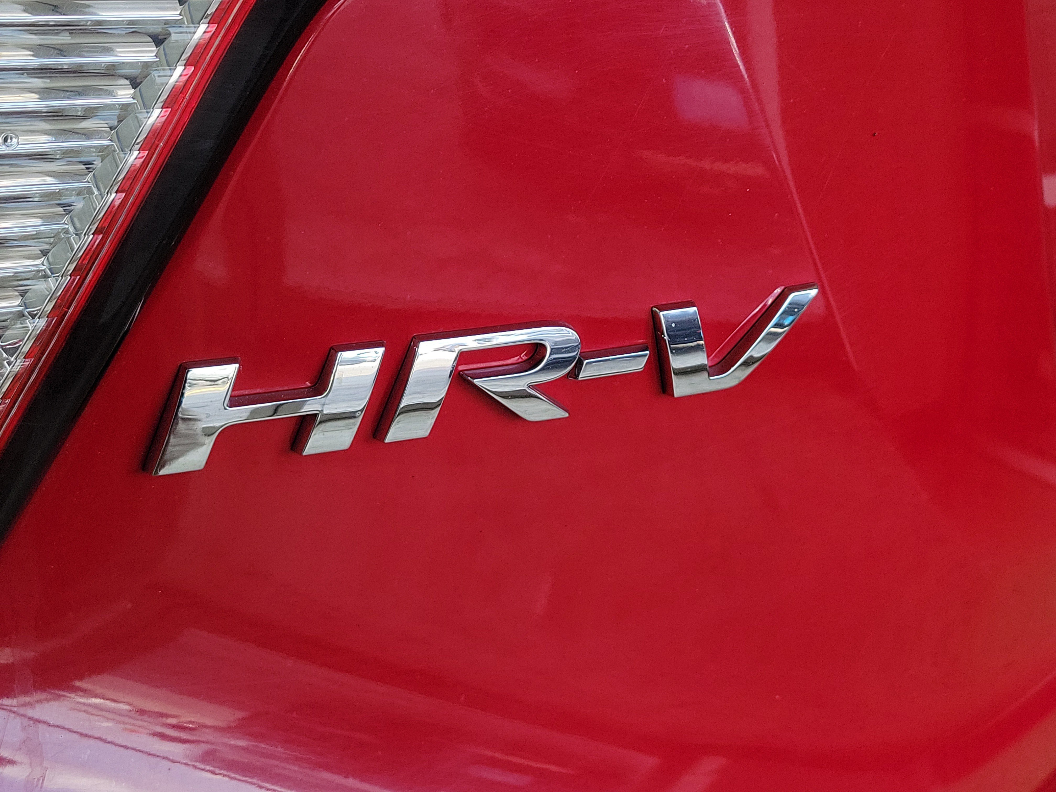 Used 2020 Honda HR-V Sport image 8