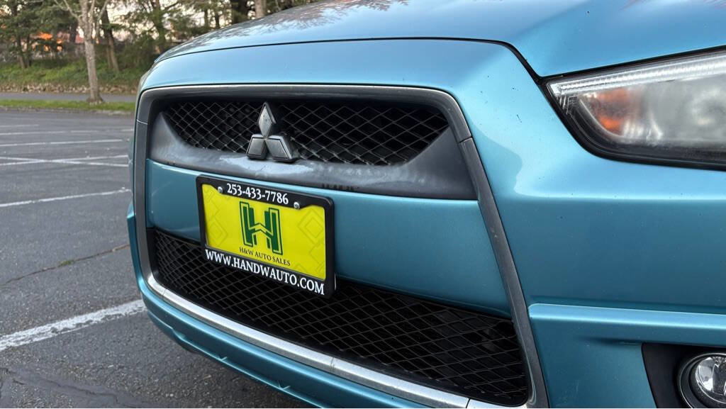 Used 2011 Mitsubishi Outlander Sport SE image 17