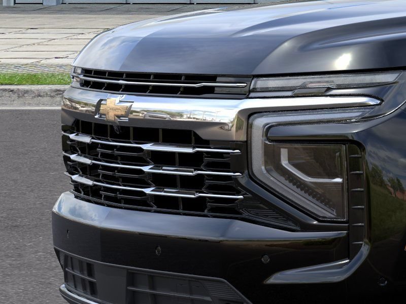 Used 2026 Chevrolet Suburban LT w/ Comfort Package RWD image 14