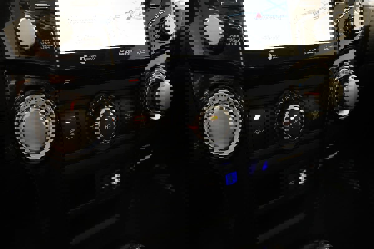 Used 2023 Toyota 4Runner TRD Off-Road Premium w/ Moonroof Package AWD/4WD image 54