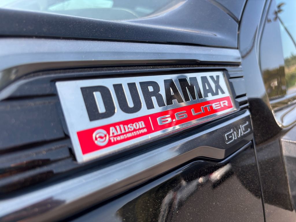 Used 2023 GMC Sierra 3500 AT4 w/ AT4 Premium Plus Package image 31