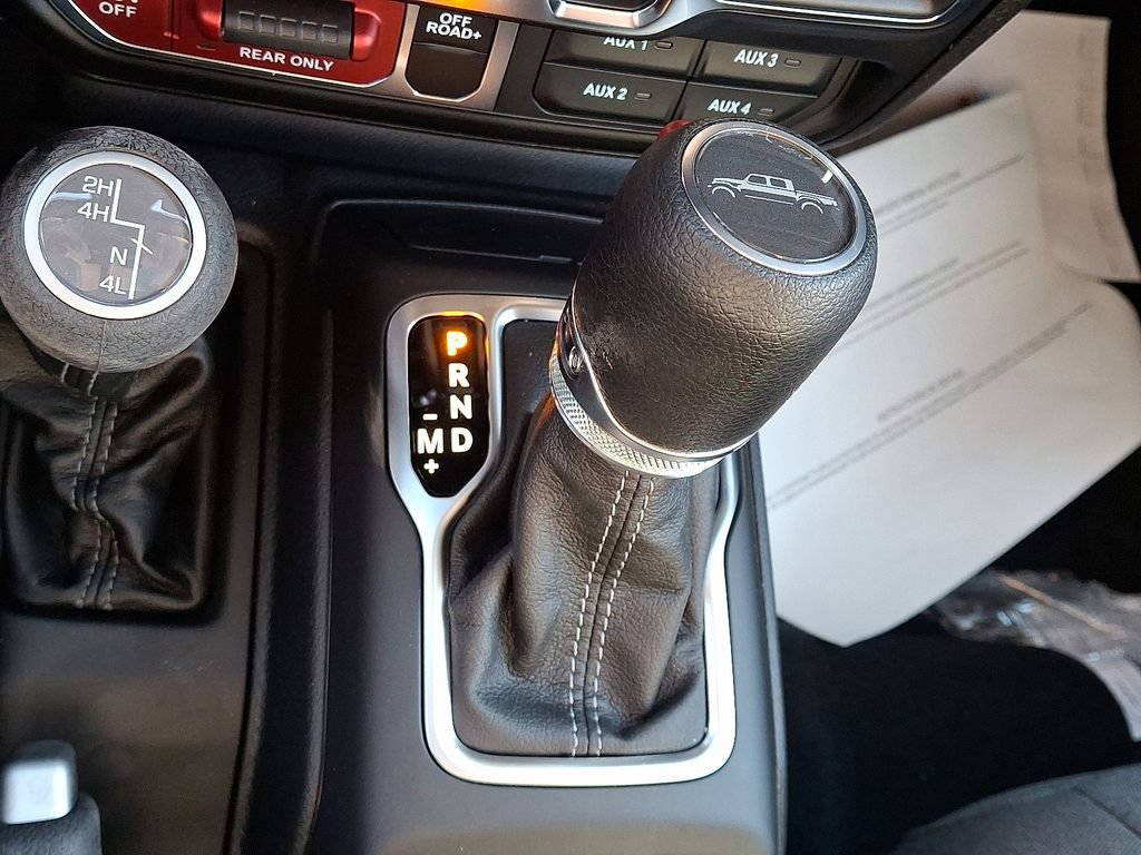 New 2026 Jeep Gladiator Sport AWD/4WD image 16