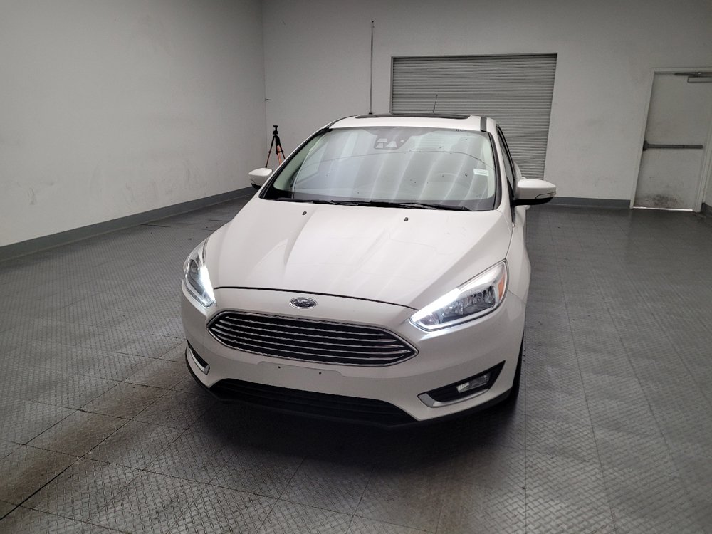 Used 2018 Ford Focus Titanium w/ Titanium Technology Package FWD image 15