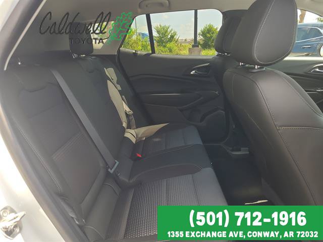 Used 2024 Chevrolet Trax LT w/ Driver Confidence Package FWD image 16