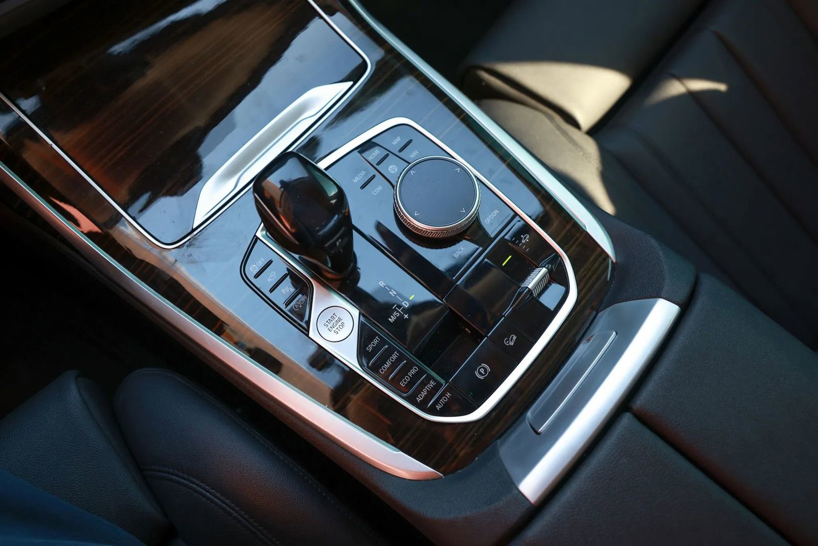 Used 2020 BMW X7 xDrive40i w/ Cold Weather Package image 48